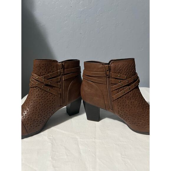 Rialto Brown Fisher Block High Heel Ankle Boots - Picture 4 of 5